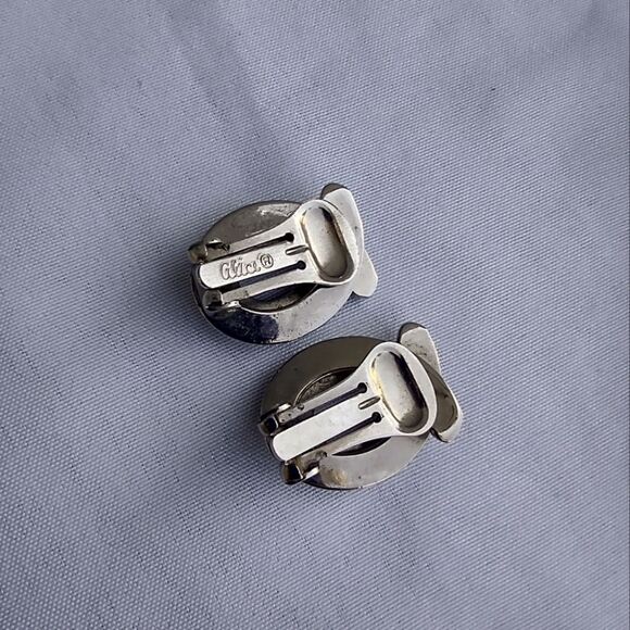 ALICE Silver Tone Swirl Clip On Earrings - Picture 3 of 7